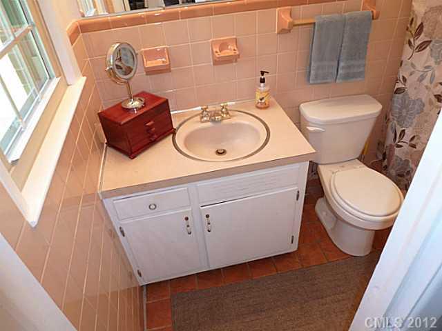 2425 Heavner Road Lincolnton, NC 28092 - Photo 14 of 15 Gallery Image 14