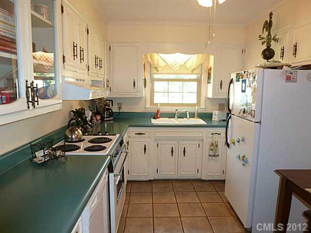 2425 Heavner Road Lincolnton, NC 28092 - Photo 9 of 15 Gallery Image 9