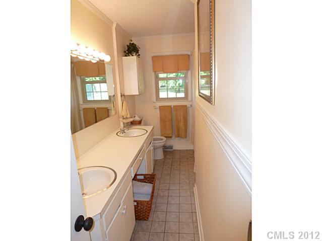 2425 Heavner Road Lincolnton, NC 28092 - Photo 10 of 15 Gallery Image 10