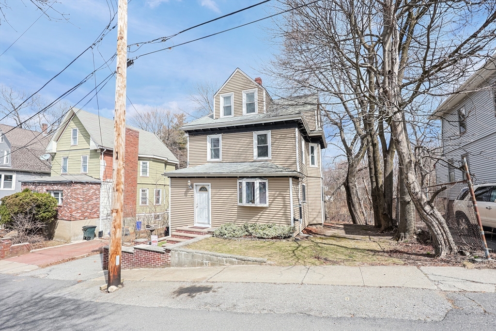 8 Johnston Terrace Saugus, MA 01906 - Photo 2 of 26