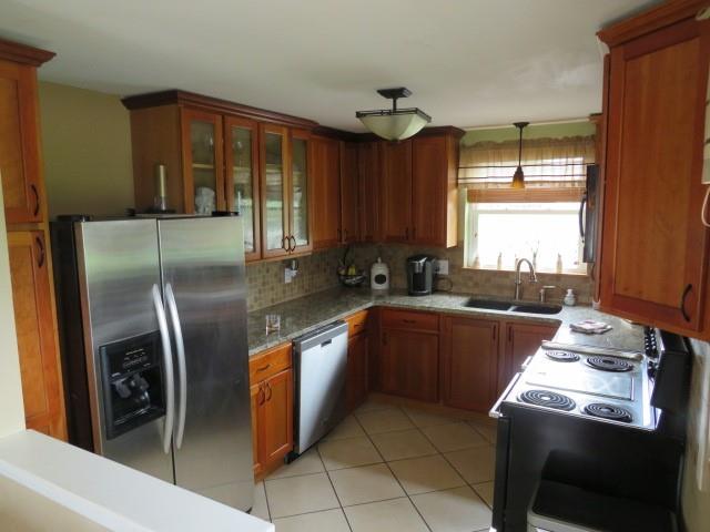 4354 Reece Drive Pittsburgh, PA 15227 - Photo 4 of 20 Gallery Image 4