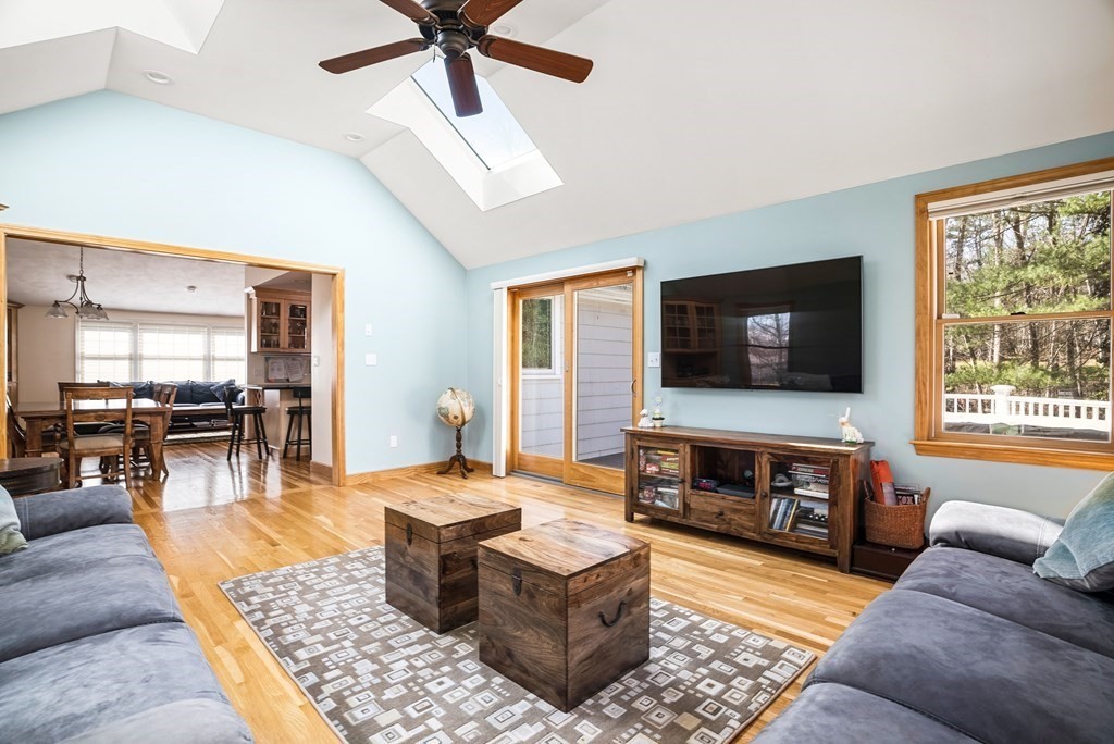 11 Aqueduct Road Natick, MA 01760 - Photo 18 of 39 Gallery Image 18