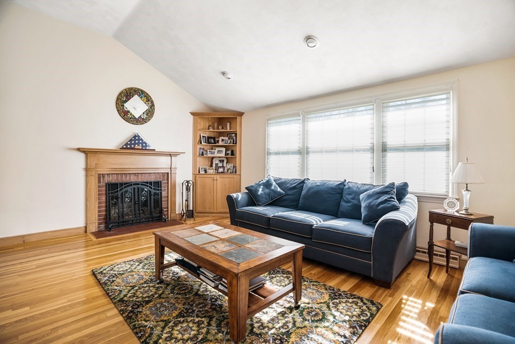 11 Aqueduct Road Natick, MA 01760 - Photo 21 of 39 Gallery Image 21