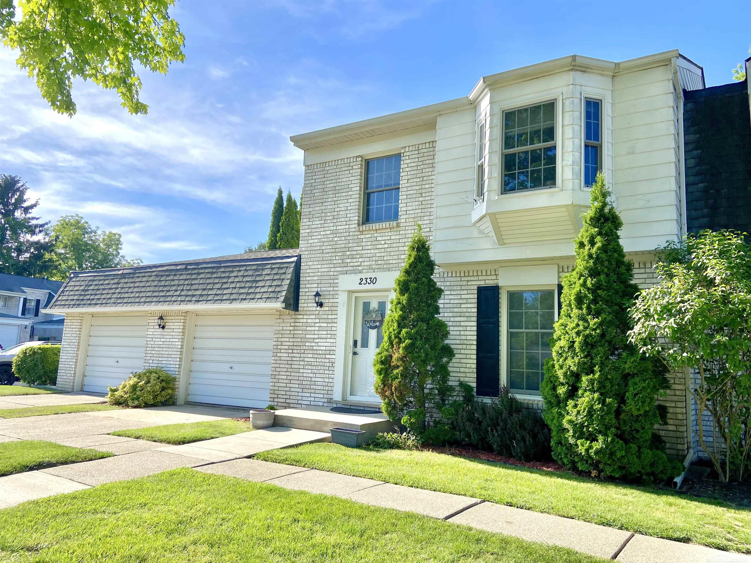 2330 Hillendale Drive Rochester Hills, MI 48309 - Photo 1 of 21