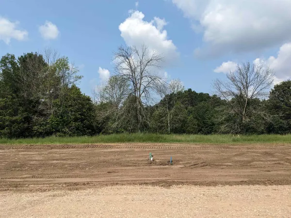 $70,900 | 780 Torrey Pnes Way, Unit LOT #80, Plover, WI 54467