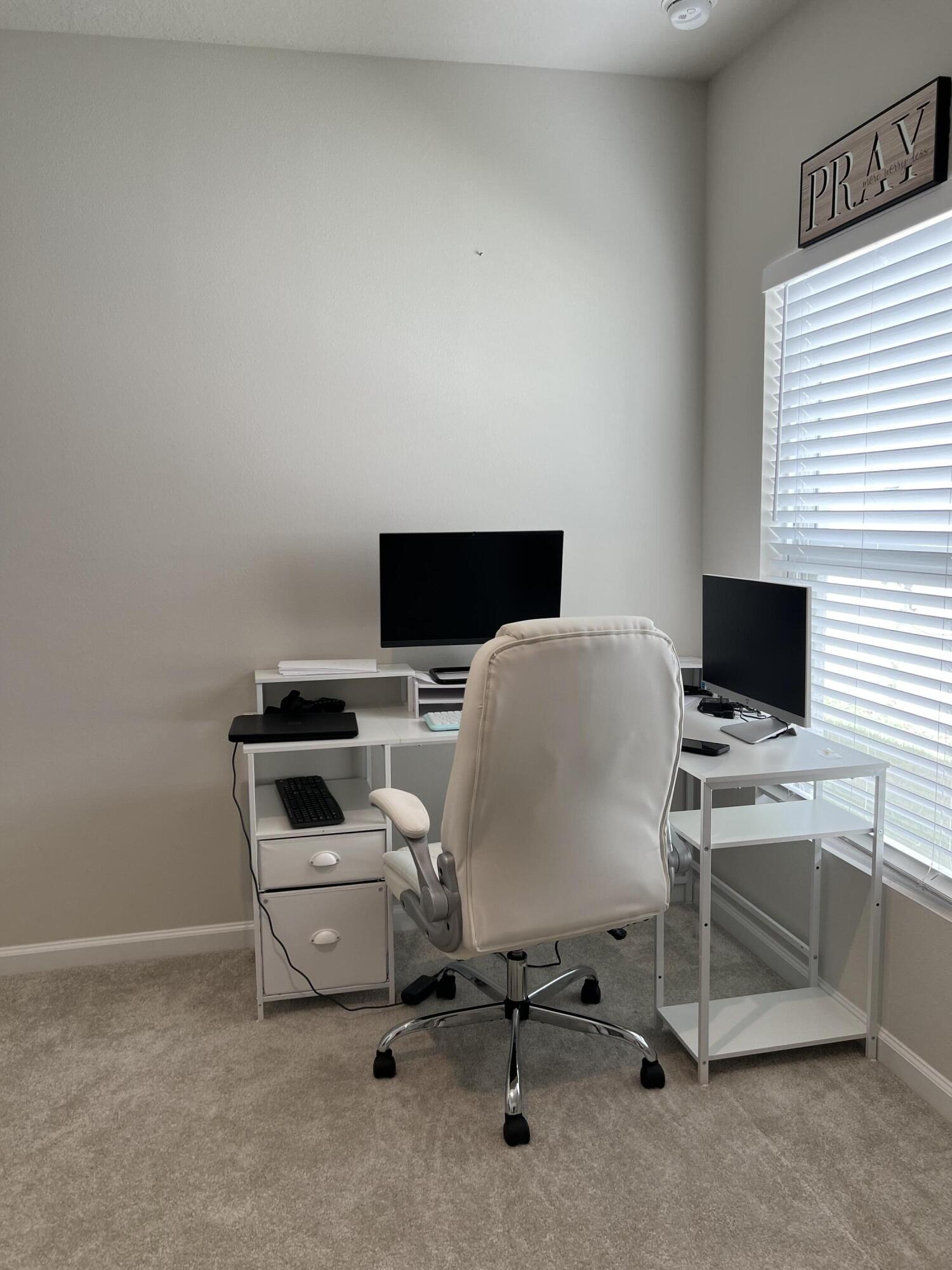 419 Açaí Lane Fort Pierce, FL 34981 - Photo 16 of 20 IMG_3999 (3)