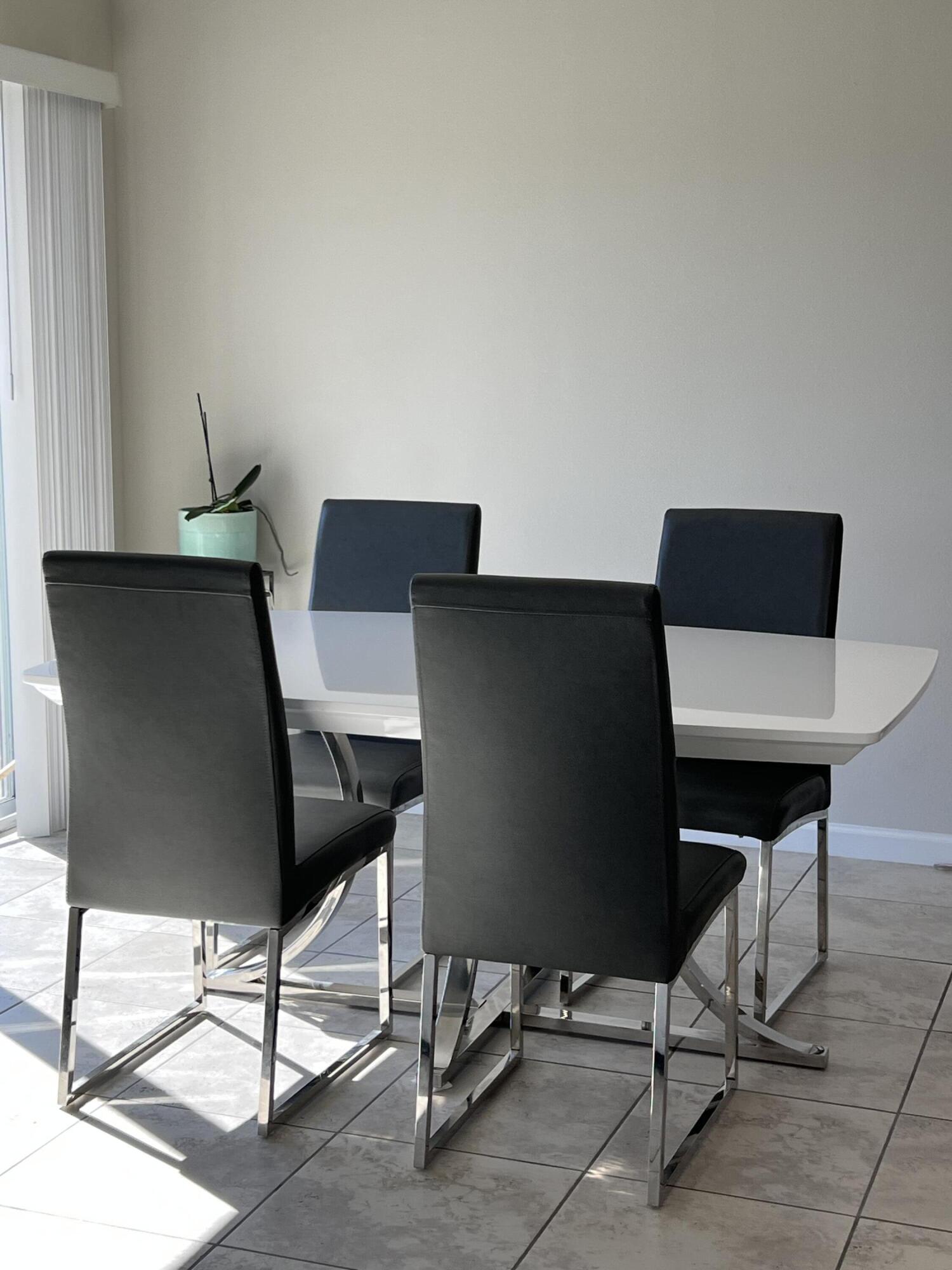 419 Açaí Lane Fort Pierce, FL 34981 - Photo 5 of 20 IMG_3987 (1)