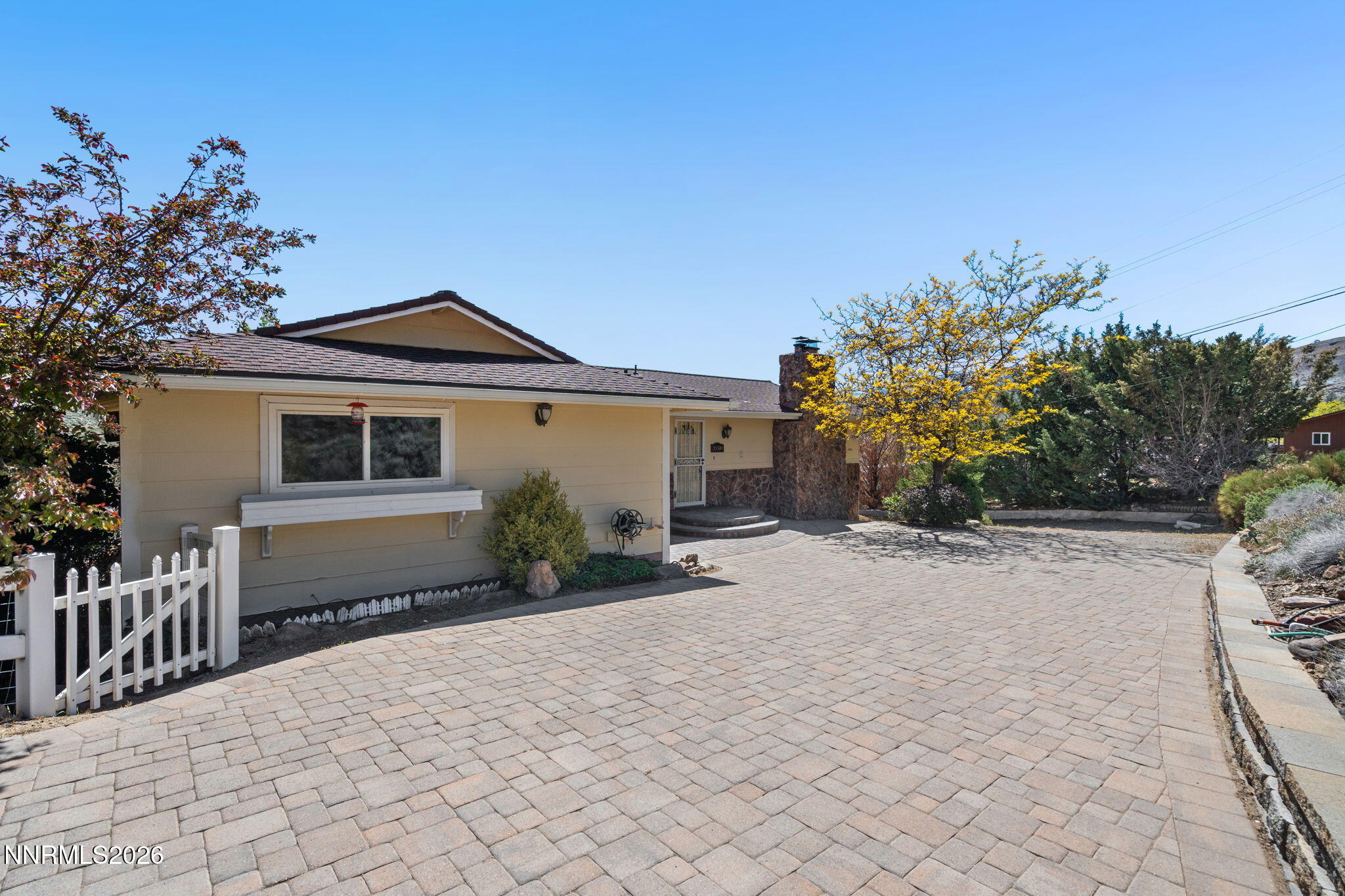 20500 Cooke Drive Reno, NV 89521 - Photo 6 of 33 2-web-or-mls-DSC01393