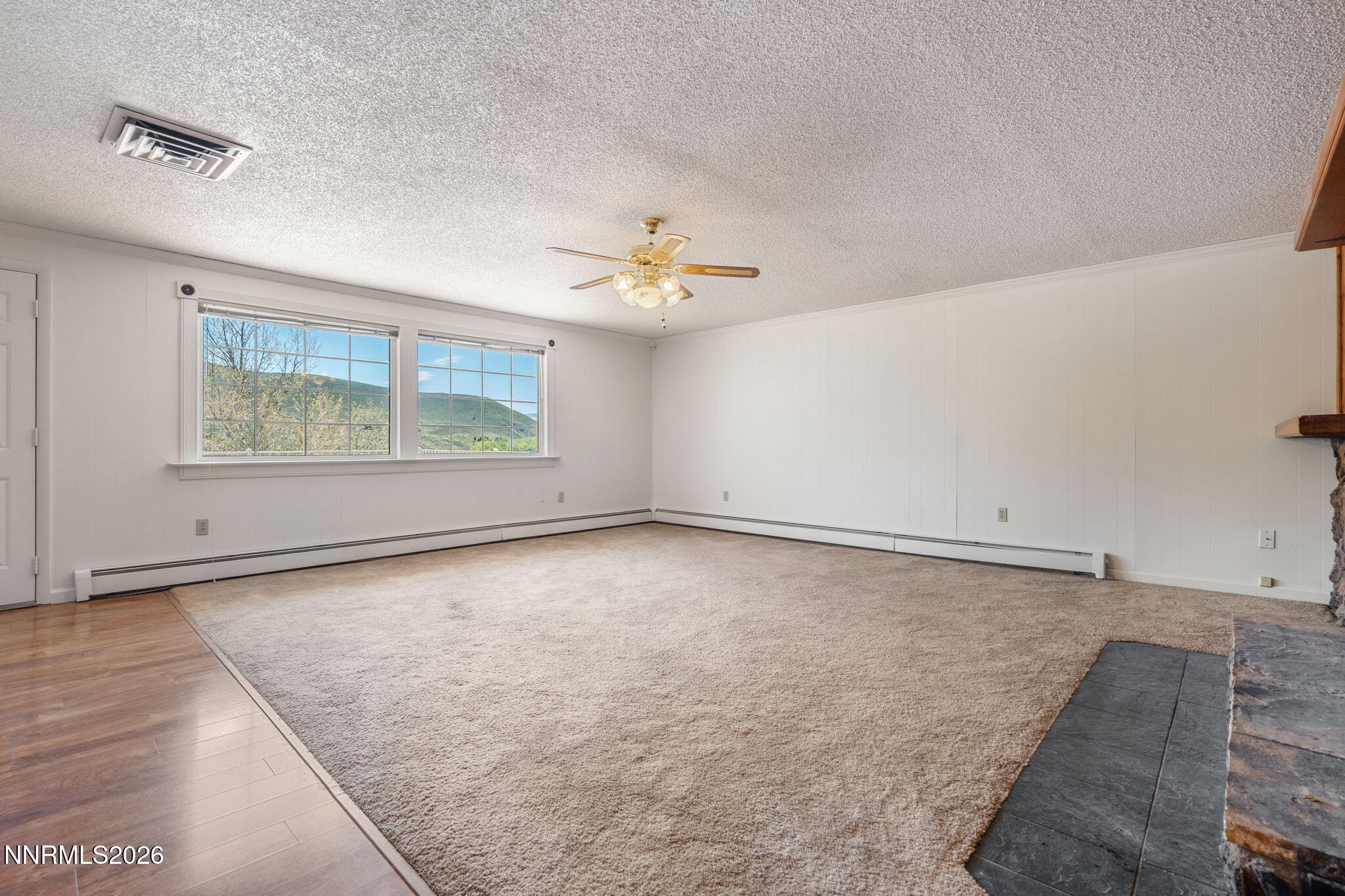 20500 Cooke Drive Reno, NV 89521 - Photo 8 of 33 11-web-or-mls-DSC01303