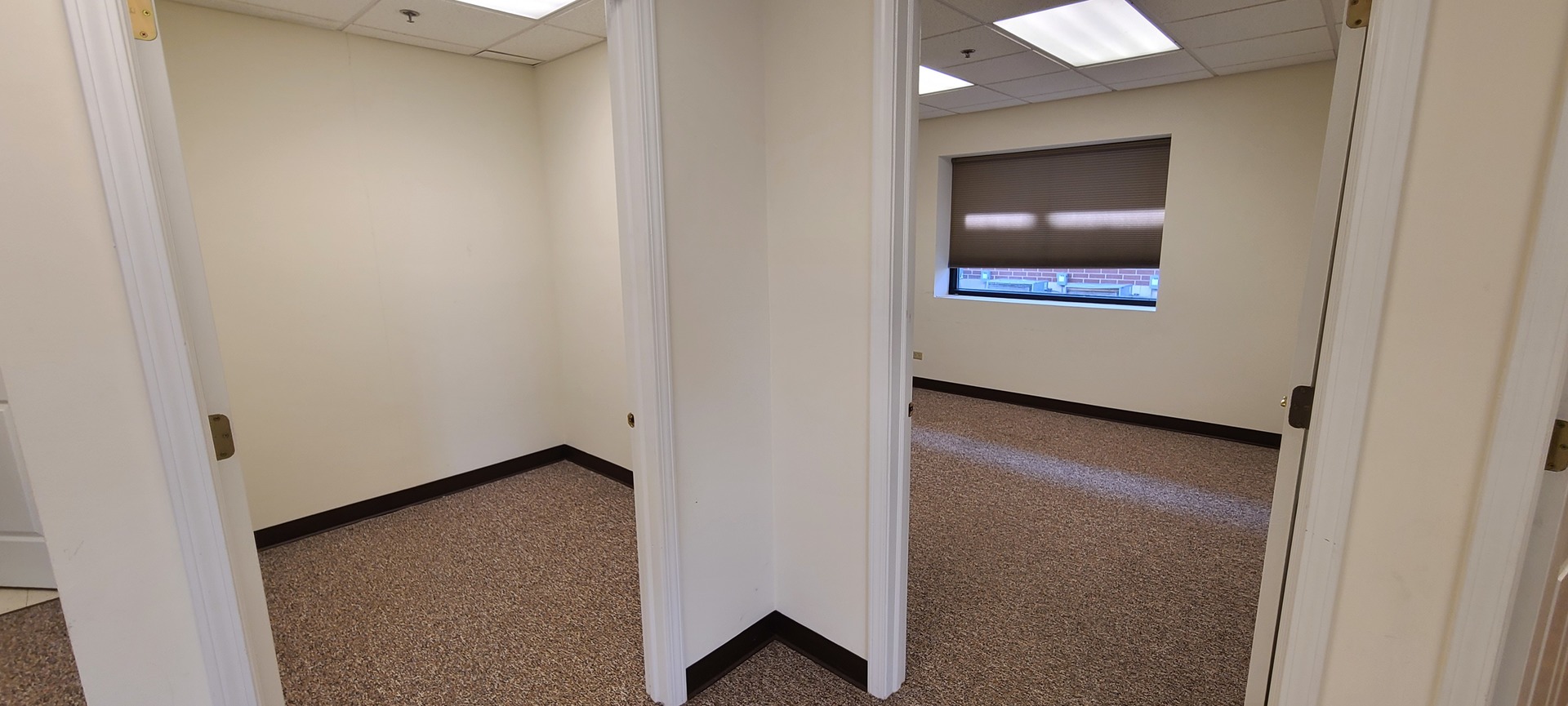 8527 West 191st Street, Unit 33A Mokena, IL 60448 - Photo 6 of 10 a view of an entryway