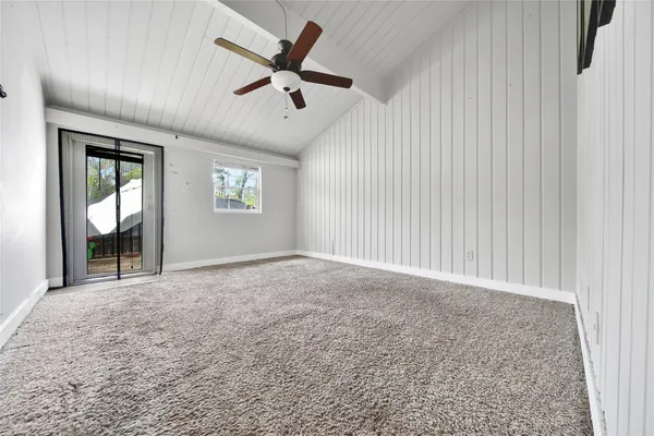 $1,000 | 28 Lakeway Street, Conroe, TX 77304