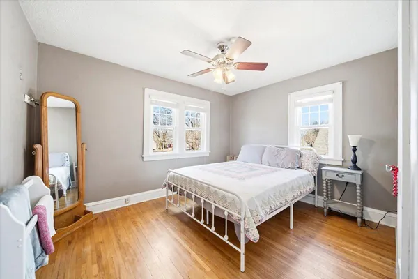 $3,200 | 4008 Zenith Avenue North, Robbinsdale, MN 55422