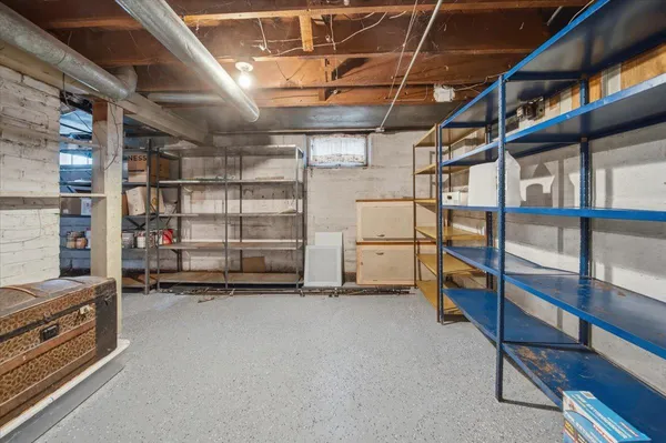 $3,200 | 4008 Zenith Avenue North, Robbinsdale, MN 55422