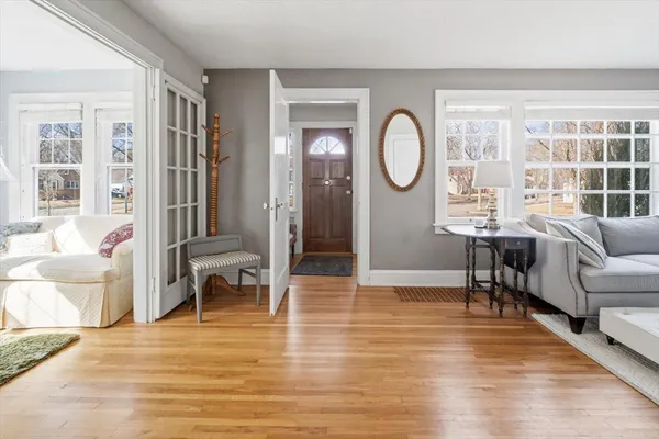 $3,200 | 4008 Zenith Avenue North, Robbinsdale, MN 55422