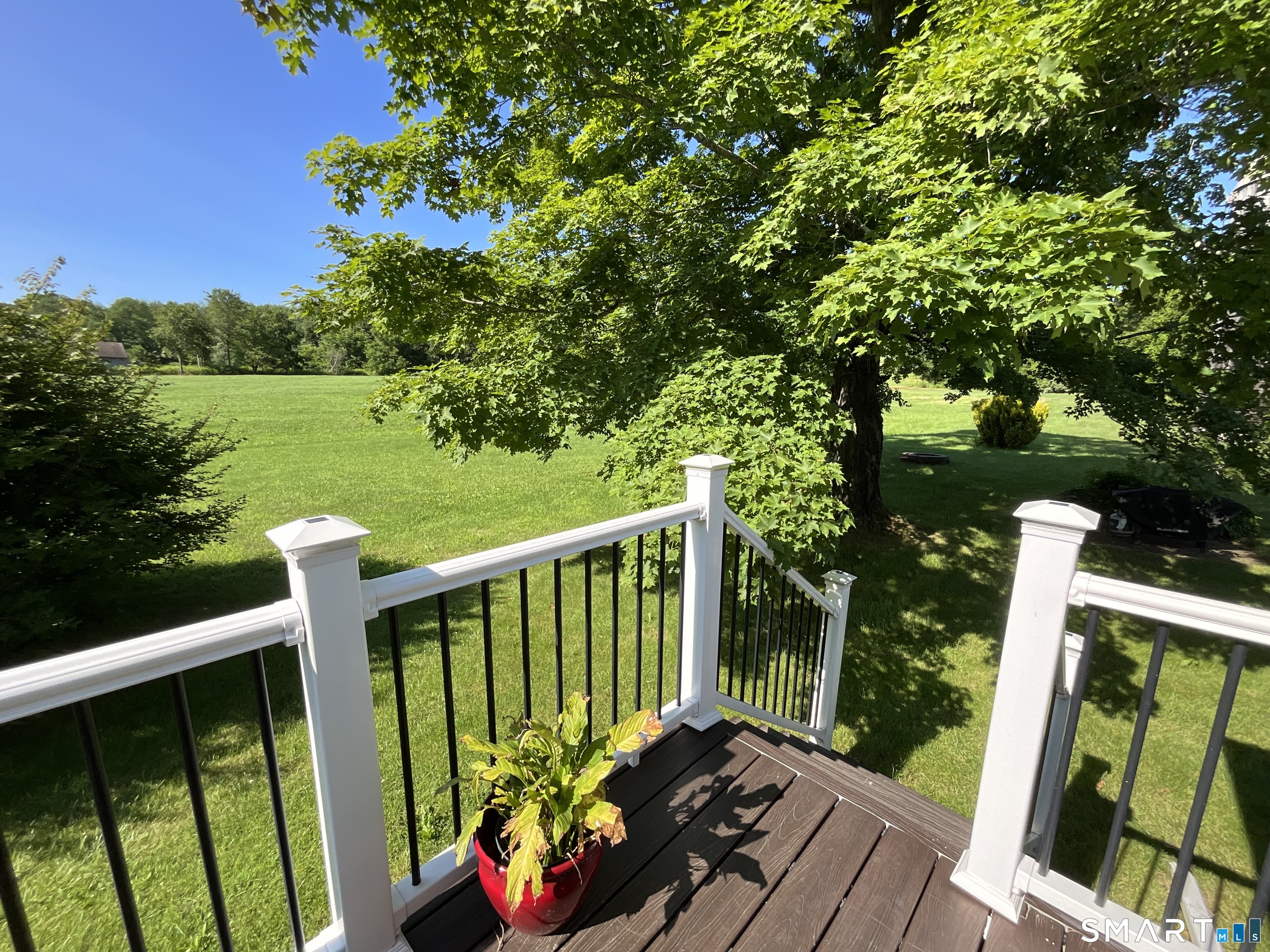 236 Deerfield Road Pomfret, CT 06259 - Photo 11 of 40 Gallery Image 11