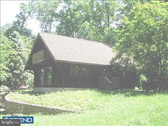 186 Forgedale Road Fleetwood, PA 19522 - Photo 2 of 4 Exterior Back