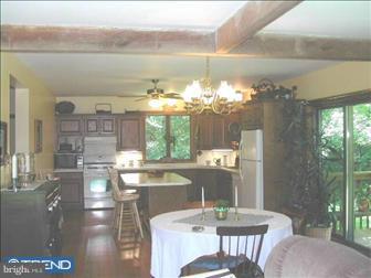 186 Forgedale Road Fleetwood, PA 19522 - Photo 3 of 4 Kitchen