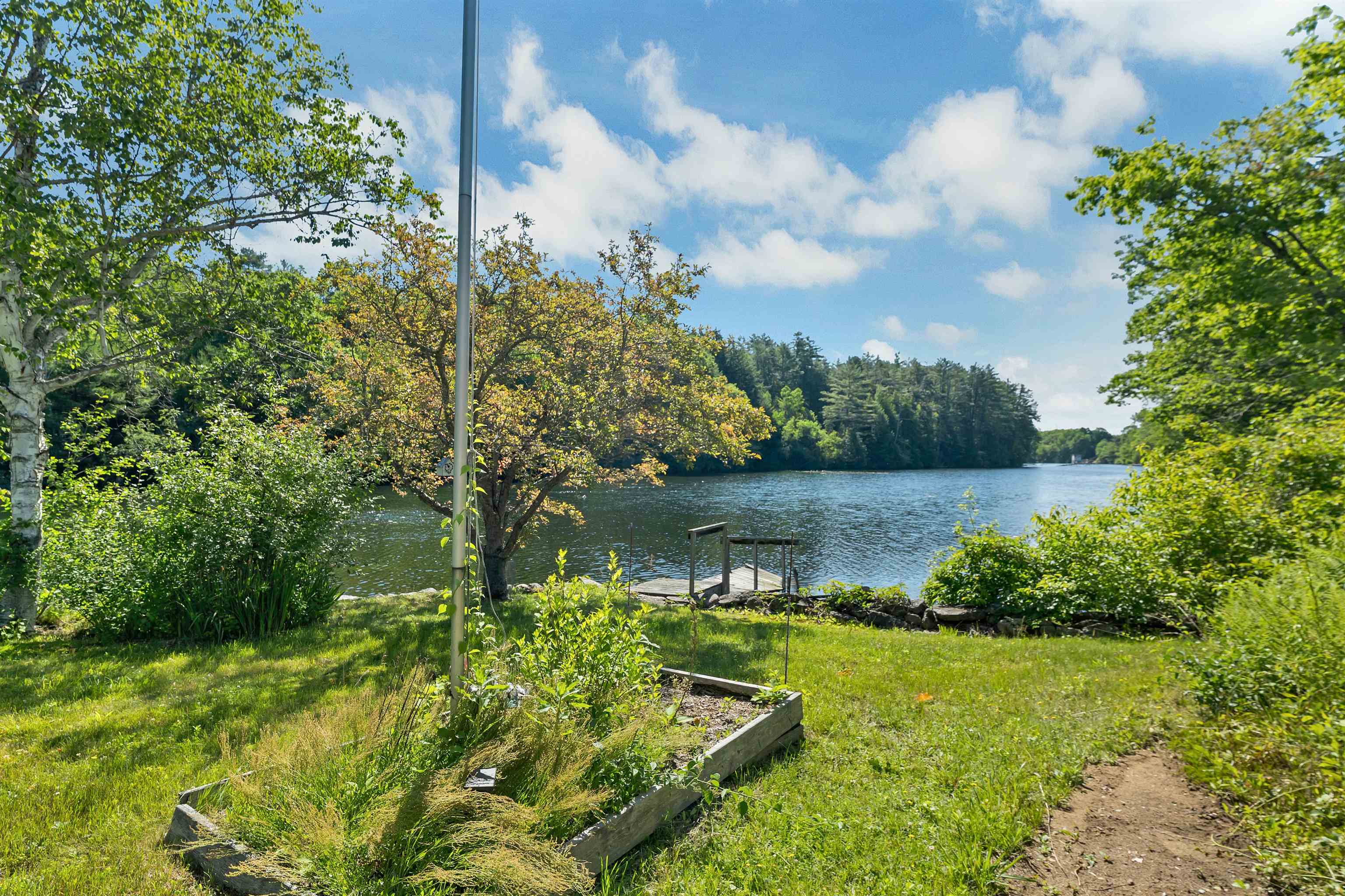 269 Chance Pond Road Franklin, NH 03235 - Photo 8 of 41