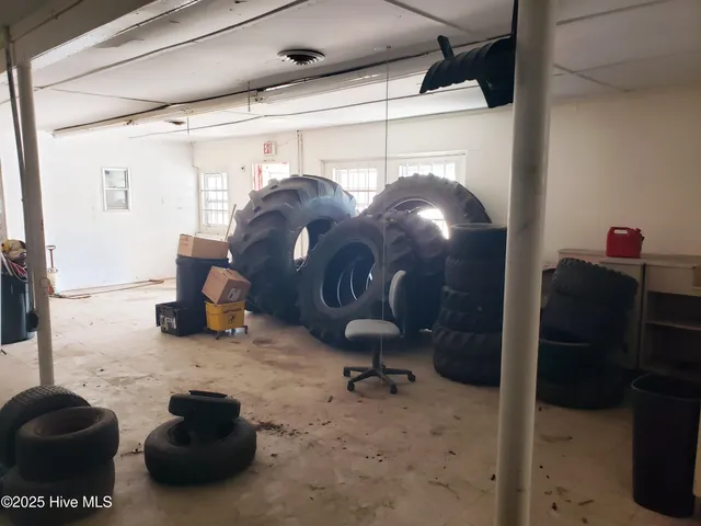 $249,999 | 809 Conway Road, Fair Bluff, NC 28439