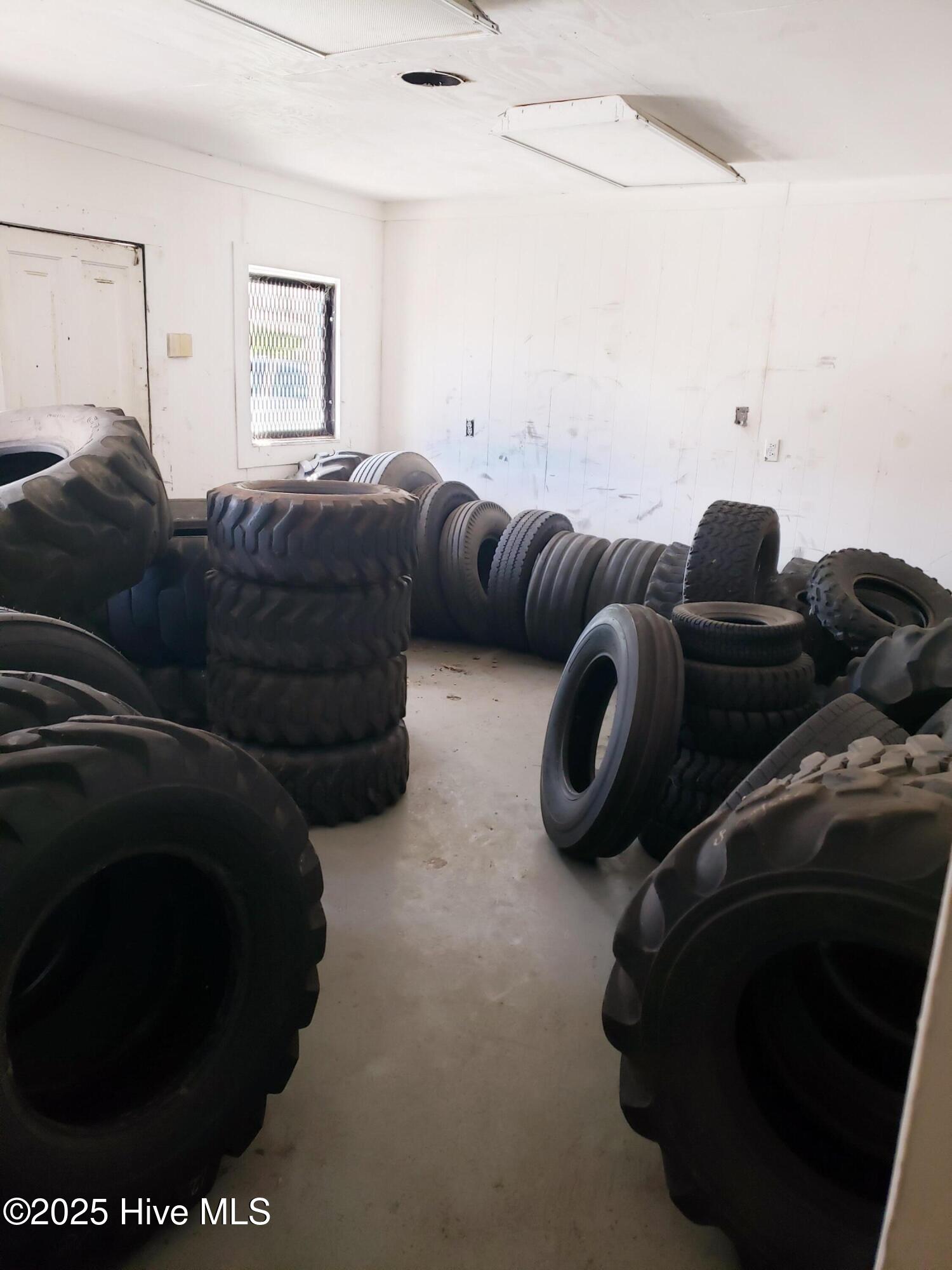 809 Conway Road Fair Bluff, NC 28439 - Photo 34 of 46 20250501_102658