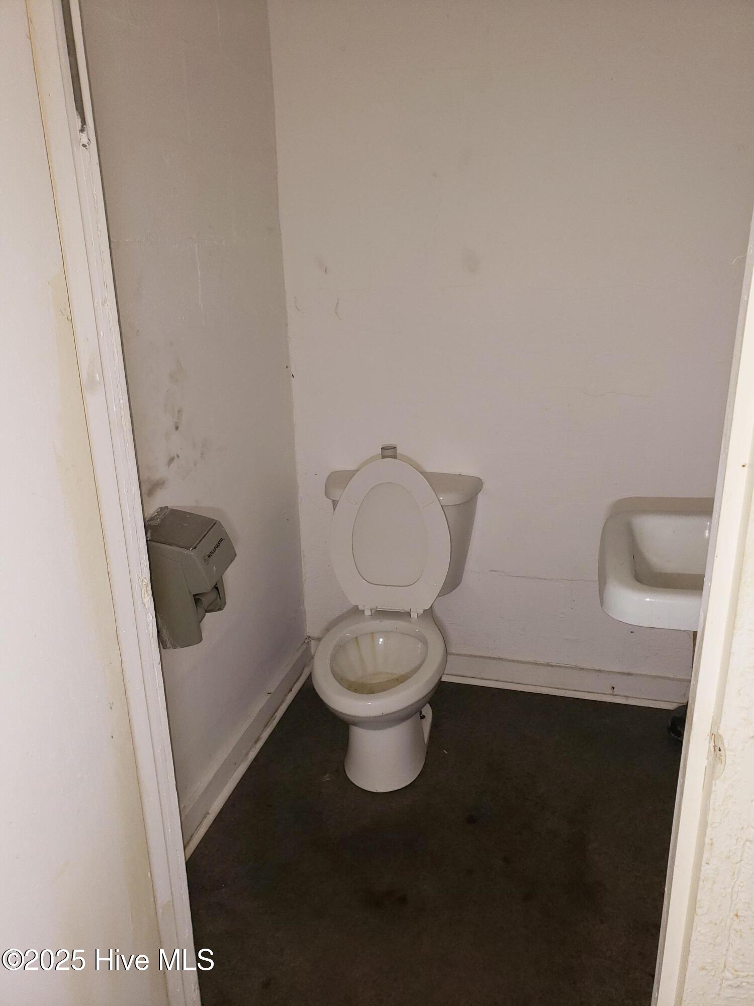 809 Conway Road Fair Bluff, NC 28439 - Photo 40 of 46 20250501_103029