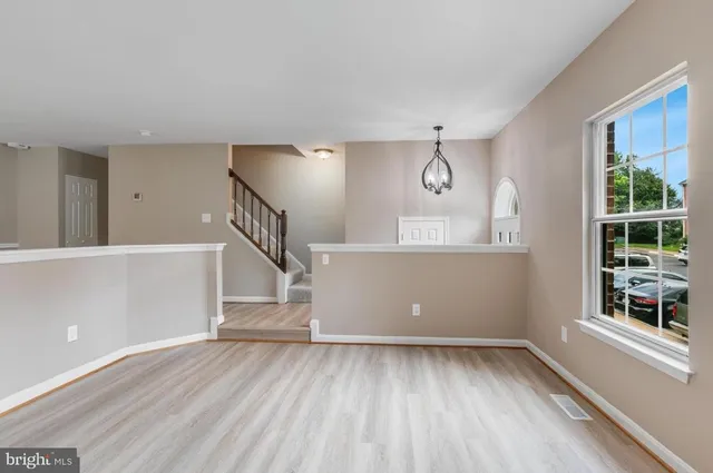 $3,500 | 46607 Carriage Court, Sterling, VA 20164