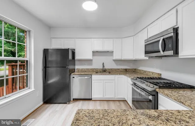 $3,500 | 46607 Carriage Court, Sterling, VA 20164