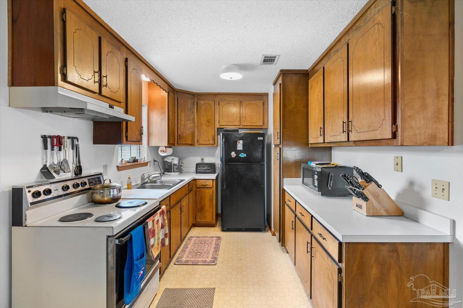 5656 Turkey Road Pensacola, FL 32526 - Photo 11 of 26 Gallery Image 11