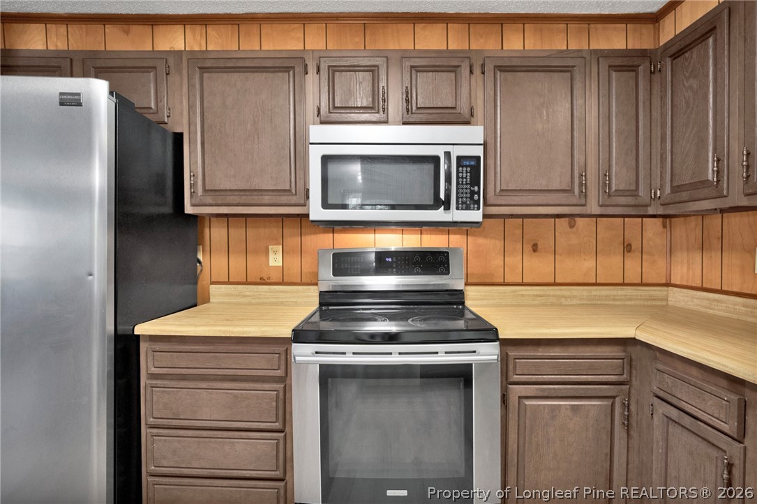 567 Johns Road Maxton, NC 28364 - Photo 5 of 39