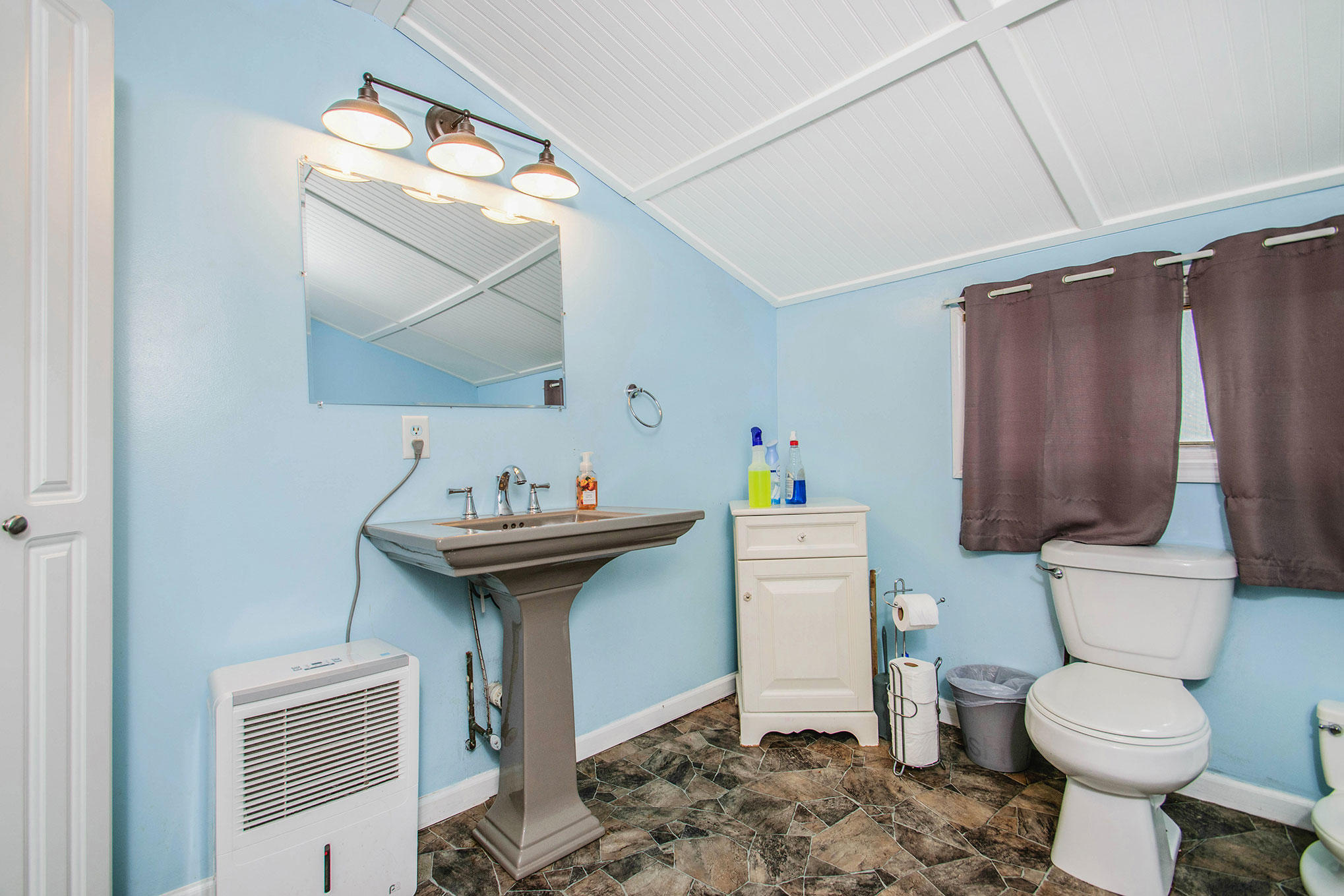 1451 West Church Road Edmore, MI 48829 - Photo 12 of 22 DSC_1433