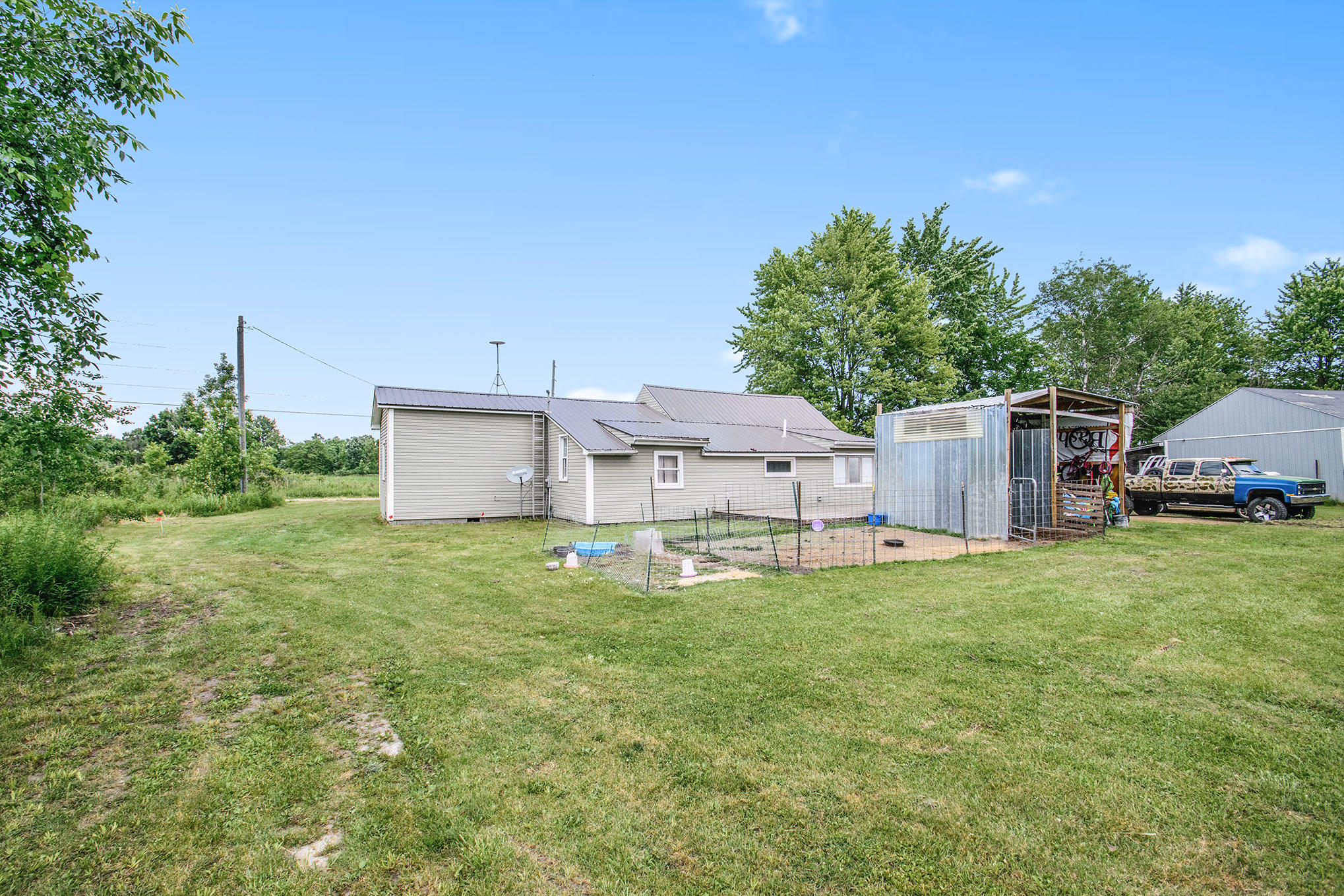 1451 West Church Road Edmore, MI 48829 - Photo 18 of 22 DSC_1463