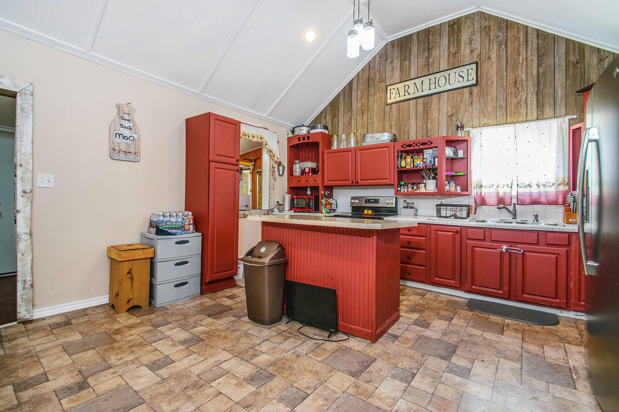 1451 West Church Road Edmore, MI 48829 - Photo 5 of 22 DSC_1442