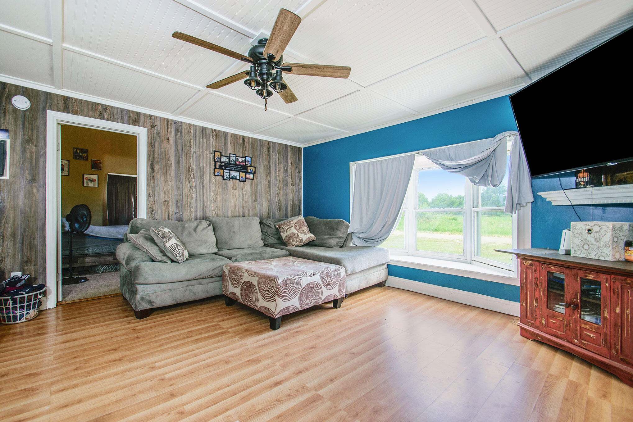 1451 West Church Road Edmore, MI 48829 - Photo 8 of 22 DSC_1451