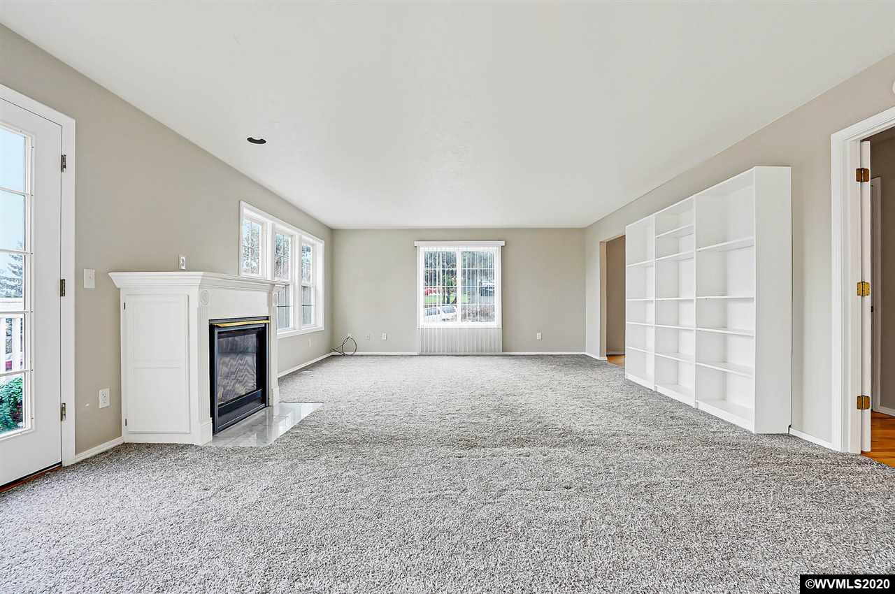 1340 Southwest Maple Street Dallas, OR 97338 - Photo 6 of 40