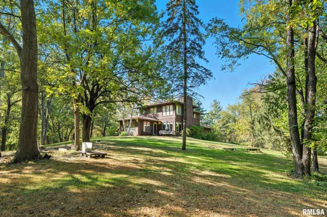 $265,000 | 8039 Hazel Road, Morrison, IL 61270