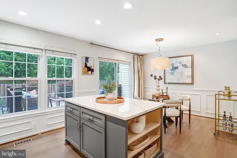 $625,000 | 4467 Holly Avenue, Fairfax, VA 22030