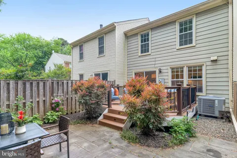 $625,000 | 4467 Holly Avenue, Fairfax, VA 22030