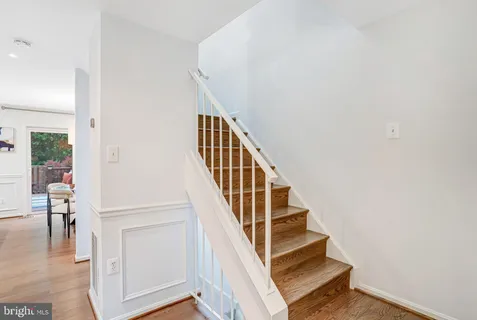 $625,000 | 4467 Holly Avenue, Fairfax, VA 22030