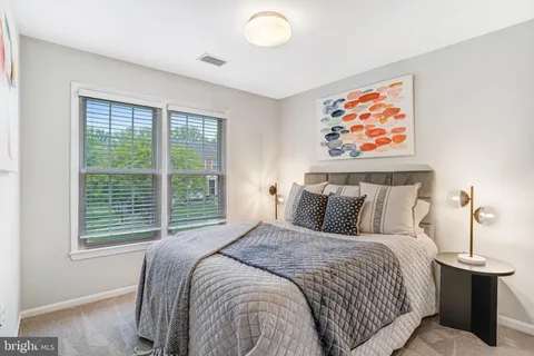 $625,000 | 4467 Holly Avenue, Fairfax, VA 22030