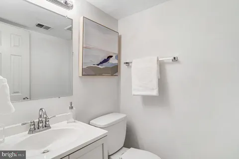 $625,000 | 4467 Holly Avenue, Fairfax, VA 22030