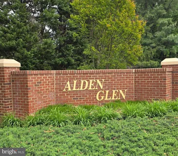 $625,000 | 4467 Holly Avenue, Fairfax, VA 22030