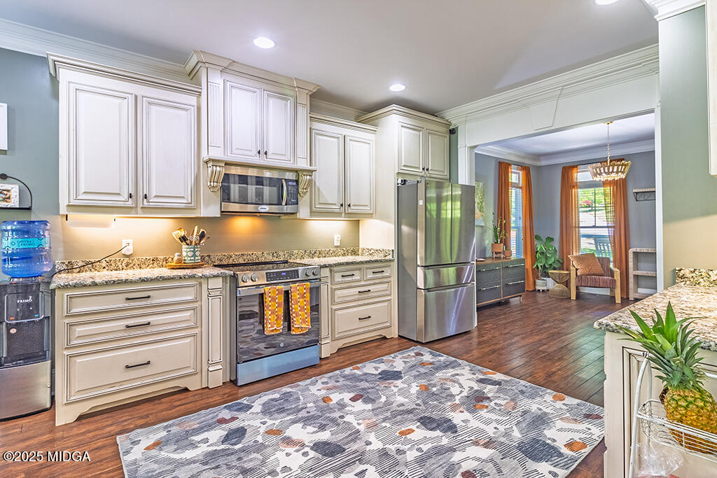 1122 Irongate Macon, GA 31220 - Photo 12 of 90 1122-Irongate-Kitchen-02