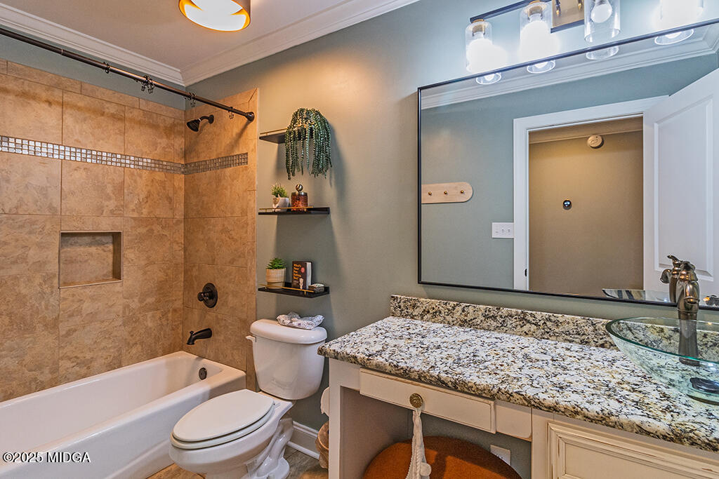 1122 Irongate Macon, GA 31220 - Photo 31 of 90 1122-Irongate-2nd-FL-Bathroom-02