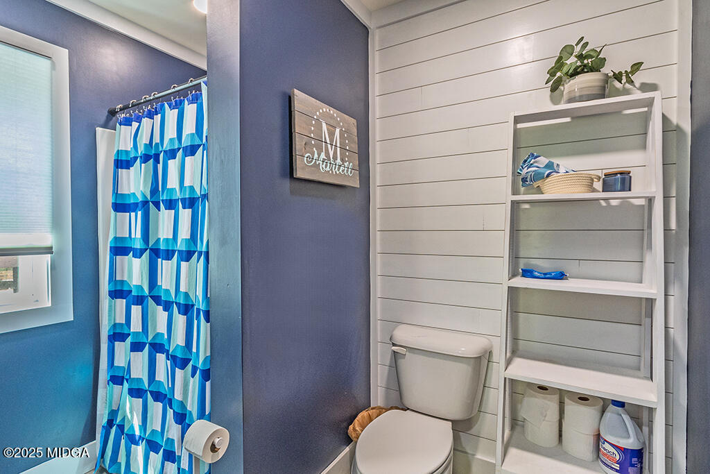 1122 Irongate Macon, GA 31220 - Photo 49 of 90 1122-Irongate-Efficiency-Bathroom-02