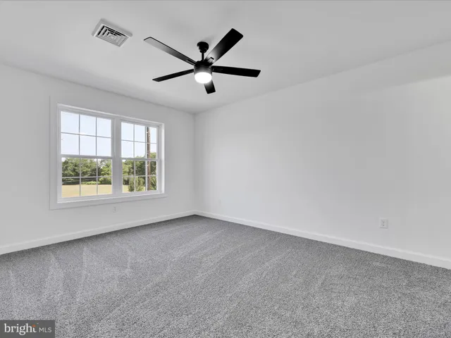 $245,000 | 220 West High Street, Frackville, PA 17931