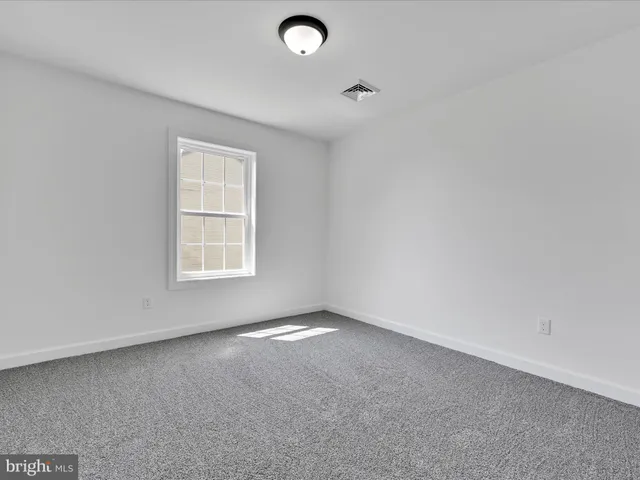 $245,000 | 220 West High Street, Frackville, PA 17931