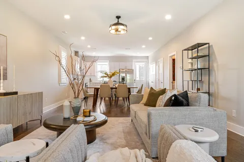 $425,000 | 725 Mill Creek Meadow Drive, Nashville, TN 37214