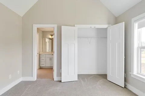 $425,000 | 725 Mill Creek Meadow Drive, Nashville, TN 37214