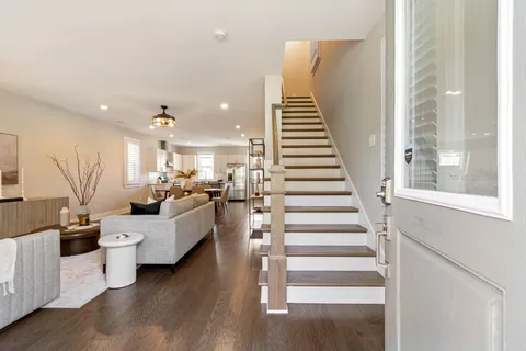 $425,000 | 725 Mill Creek Meadow Drive, Nashville, TN 37214