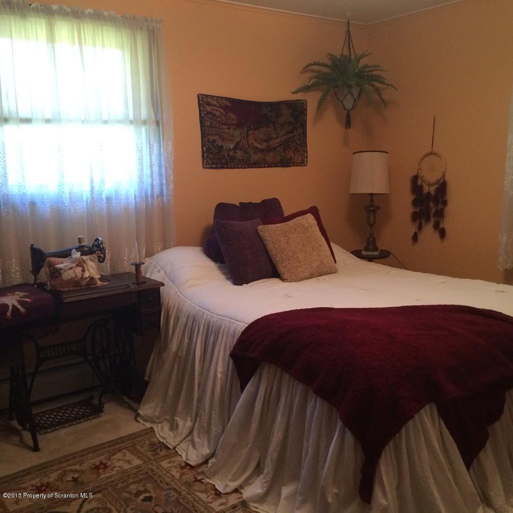 936 Fox Road Factoryville, PA 18419 - Photo 12 of 30 Gallery Image 12